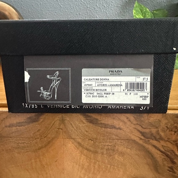 NEW Prada Women's Avorio & Amarena Calzature Donna Heels w/ Bow Size 37.5 or 7.5 - Picture 6 of 10